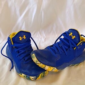 Boys Under Armor Sneakers